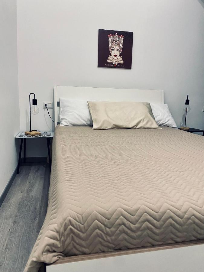 Casa Vacanze Ù Curtigghiu 3 Appartamenti Avola Esterno foto