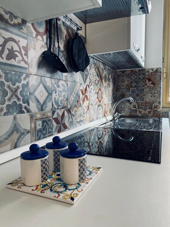 Casa Vacanze Ù Curtigghiu 3 Appartamenti Avola Esterno foto