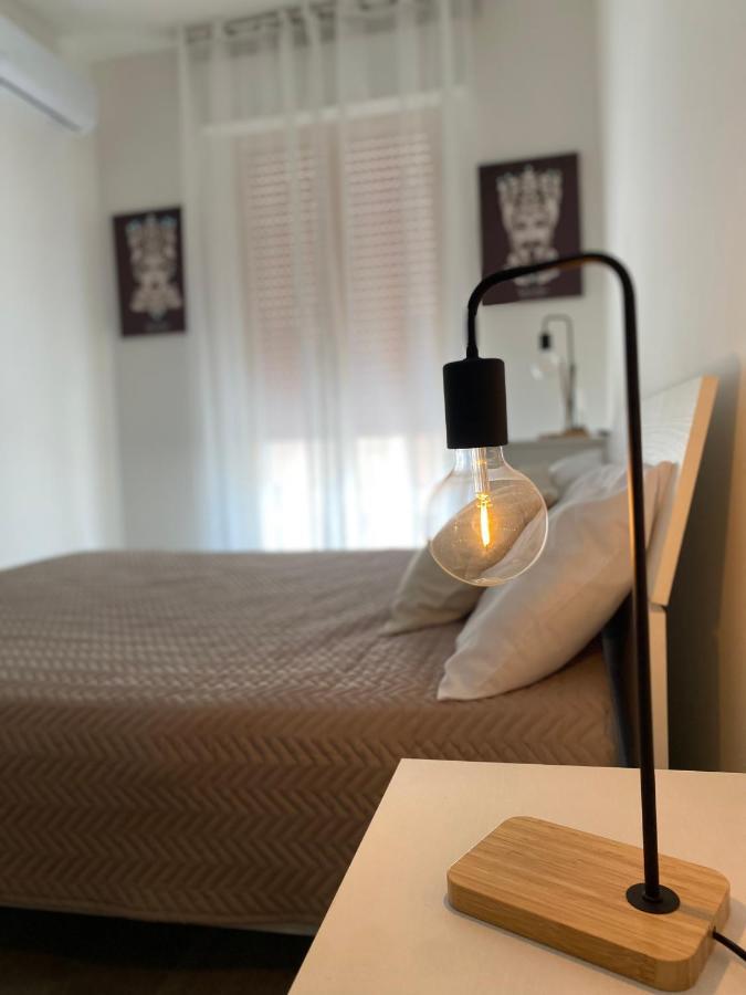 Casa Vacanze Ù Curtigghiu 3 Appartamenti Avola Esterno foto